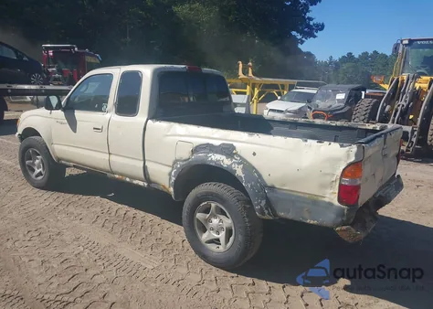 2003 Toyota Tacoma Xtracab z USA, uszkodzony, nr VIN 5TEWM72NX3Z195755